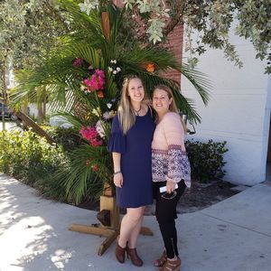 Meet your Posher, Lauren